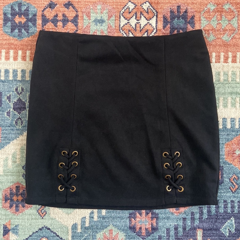 Charlotte Russe black micro suede lace up mini skirt festival style size large